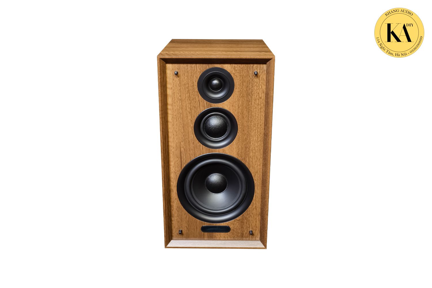 Mặt trước loa Acoustic A88 hoàn thiện màu gỗ và đen mờ