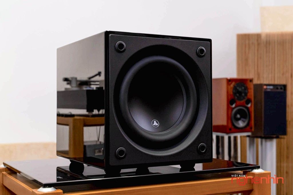 JL Dominion d110-Gloss